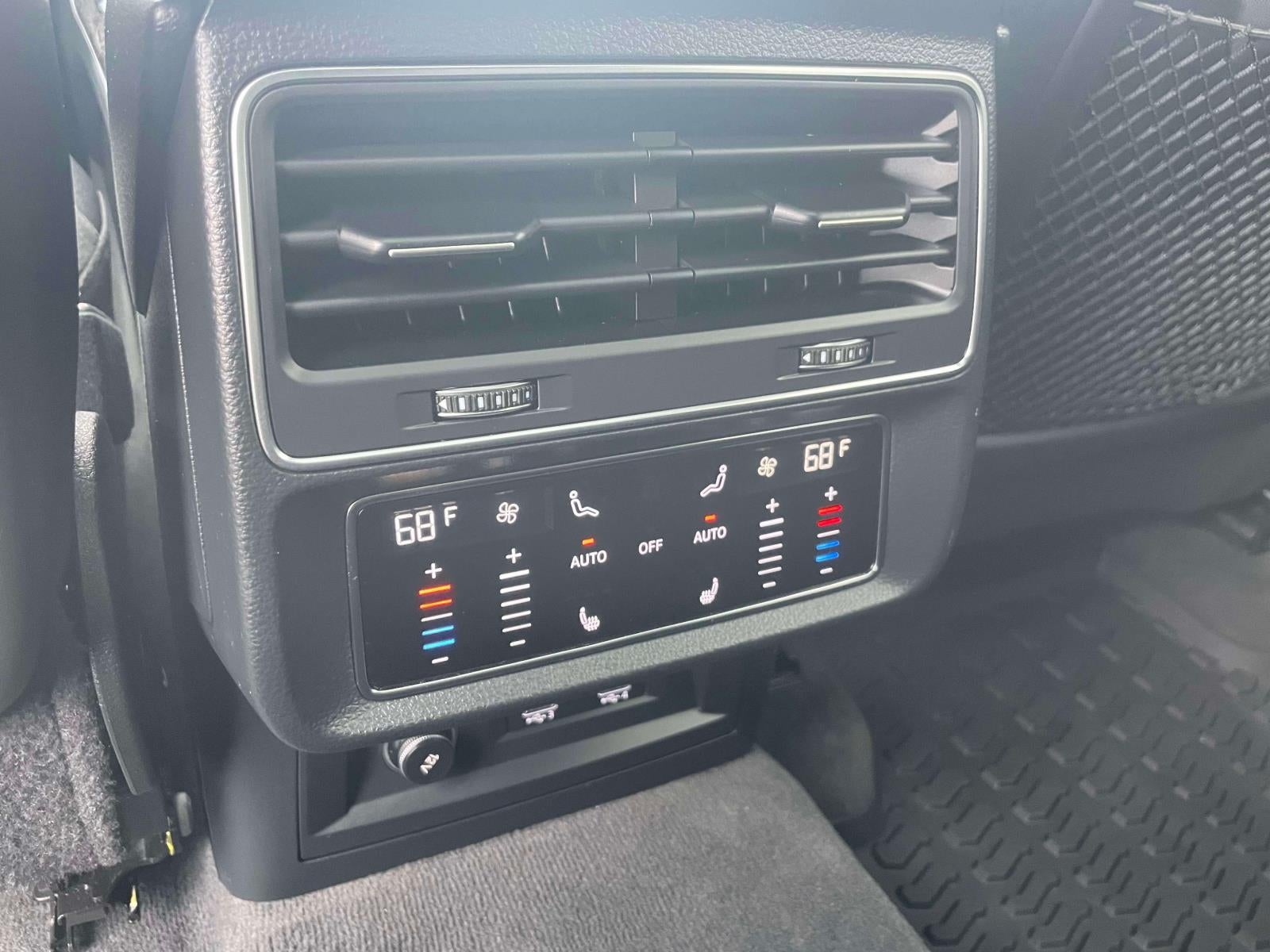 2019 Audi Q8 55 Premium