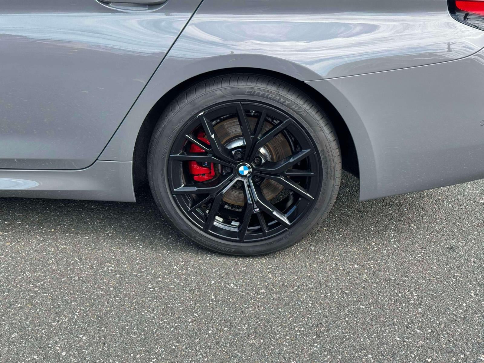 2022 BMW 530 i xDrive