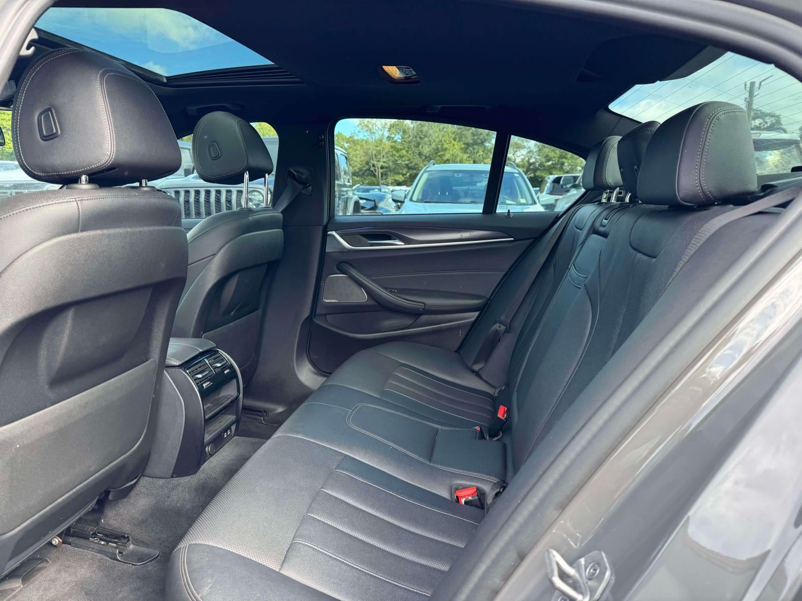 2022 BMW 530 i xDrive