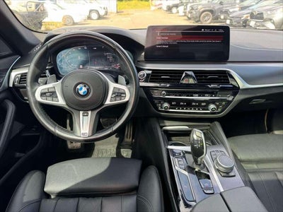 2022 BMW 530 i xDrive