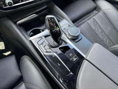 2022 BMW 530 i xDrive
