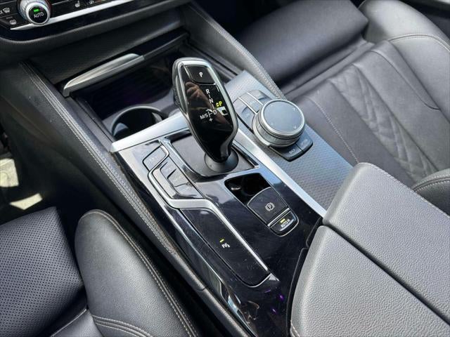 2022 BMW 530 i xDrive