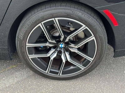 2023 BMW 760 i xDrive