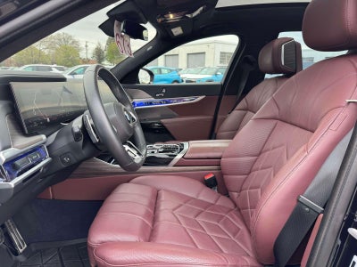 2023 BMW 760 i xDrive