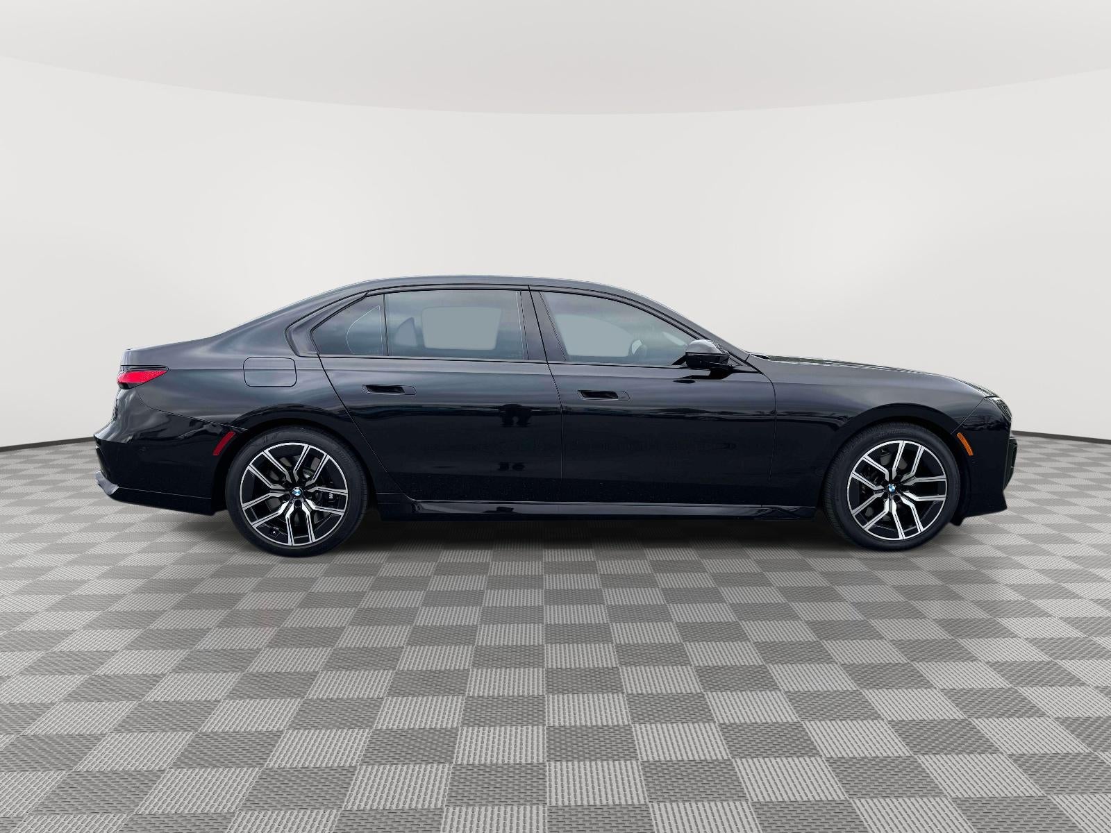 2023 BMW 760 i xDrive