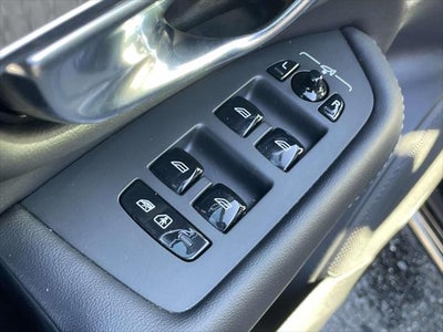 2023 Volvo XC90 B6 Ultimate 6-Seater