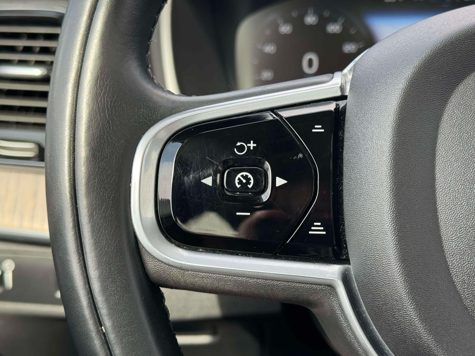 2020 Volvo XC90 T6 Inscription 6 Passenger