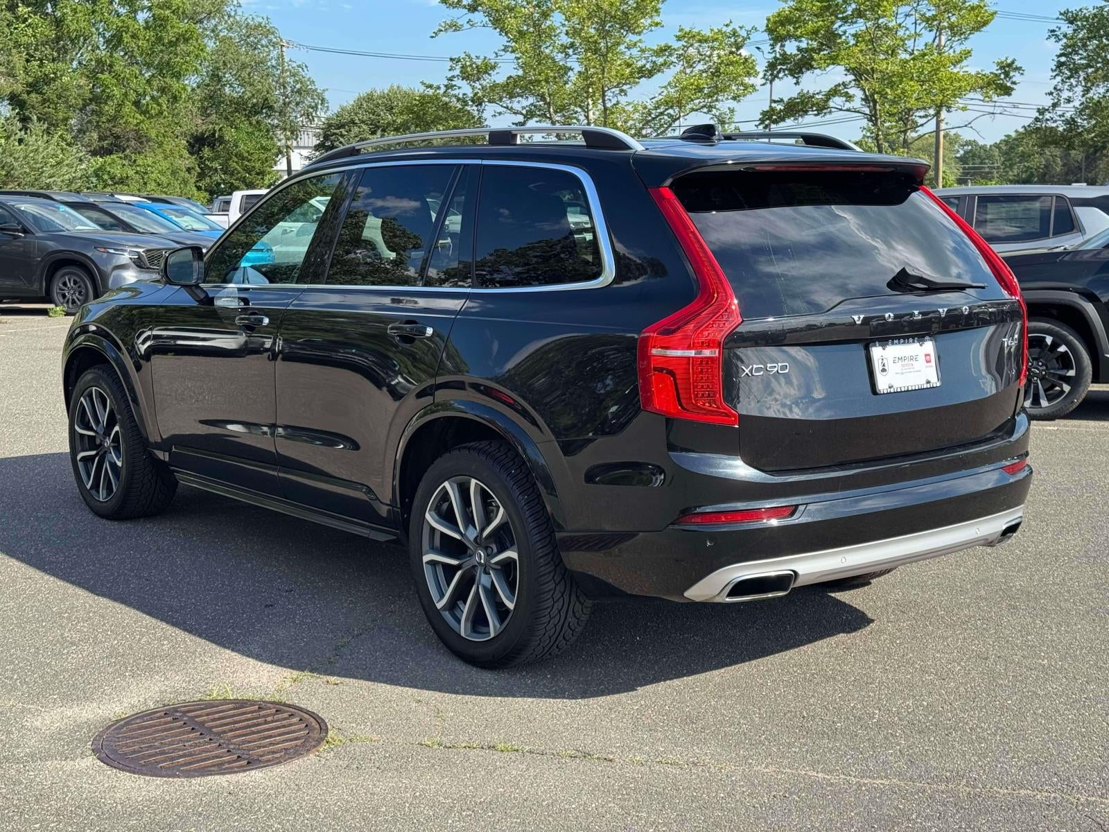 2016 Volvo XC90 T6 Momentum